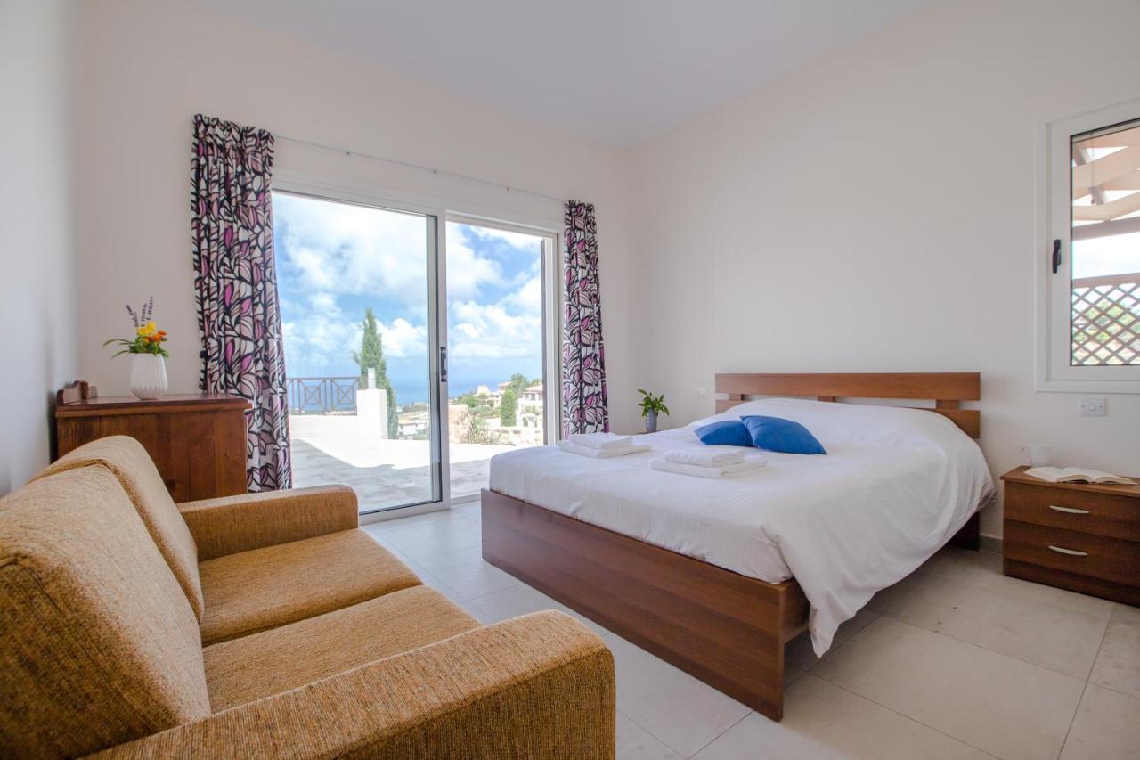Resitour - Perneri Four Bedroom * Pafos
